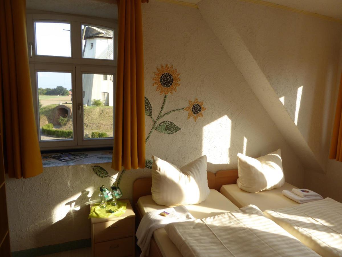 Landgasthaus Zur Muehlenwirtin 페터스하겐 외부 사진